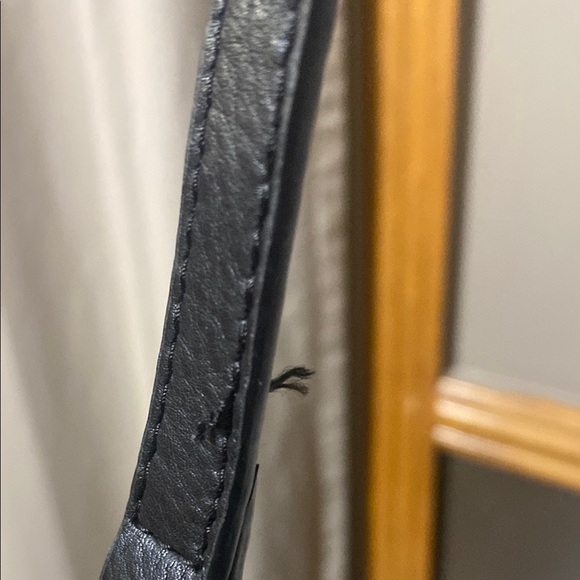 Vince Camuto black 100% genuine leather crossbody duel handle purse bag - Picture 10 of 15